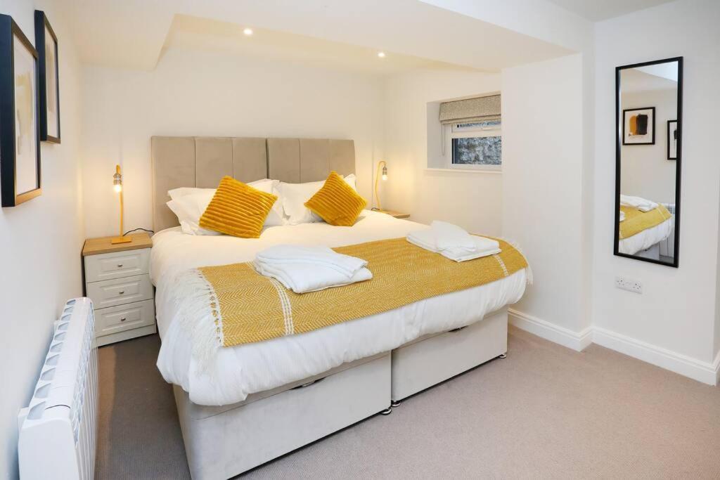 Central Ripon Apartment - View Of The Cathedral! Exterior foto
