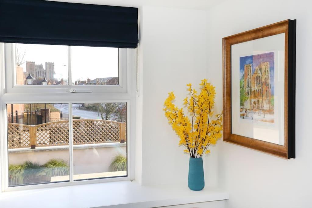 Central Ripon Apartment - View Of The Cathedral! Exterior foto
